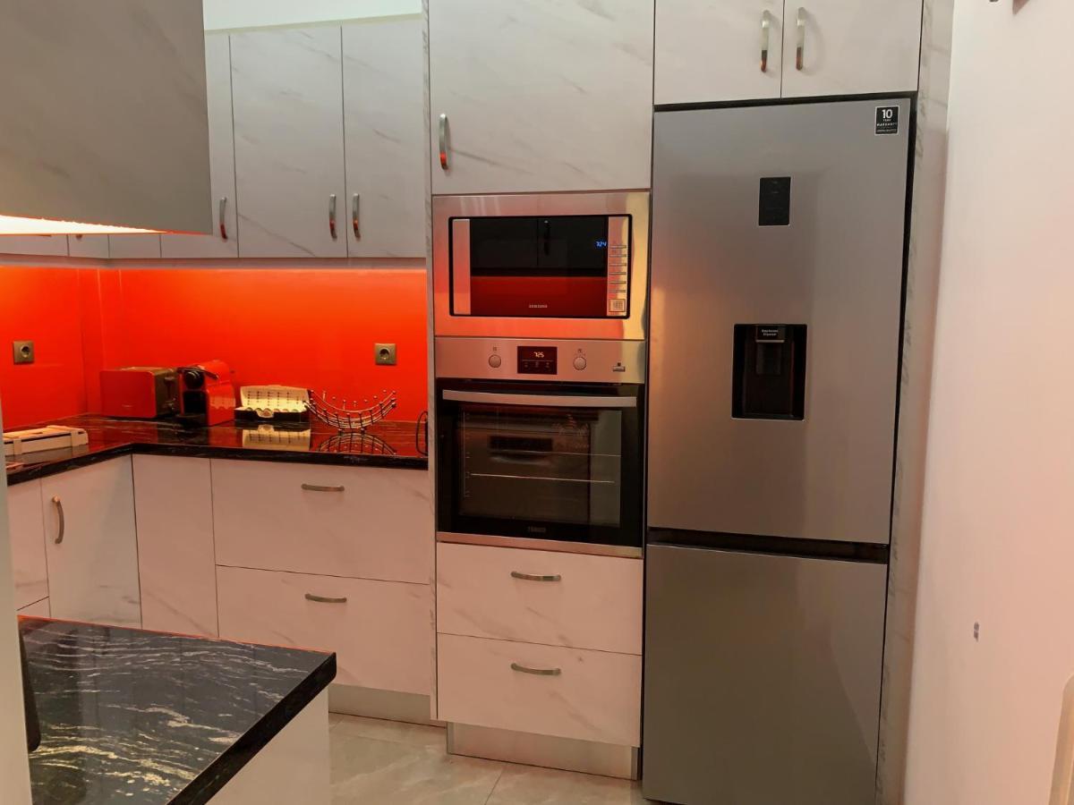 High Quality 110Qm 2Br At Simos-Lux-Apartment アテネ エクステリア 写真
